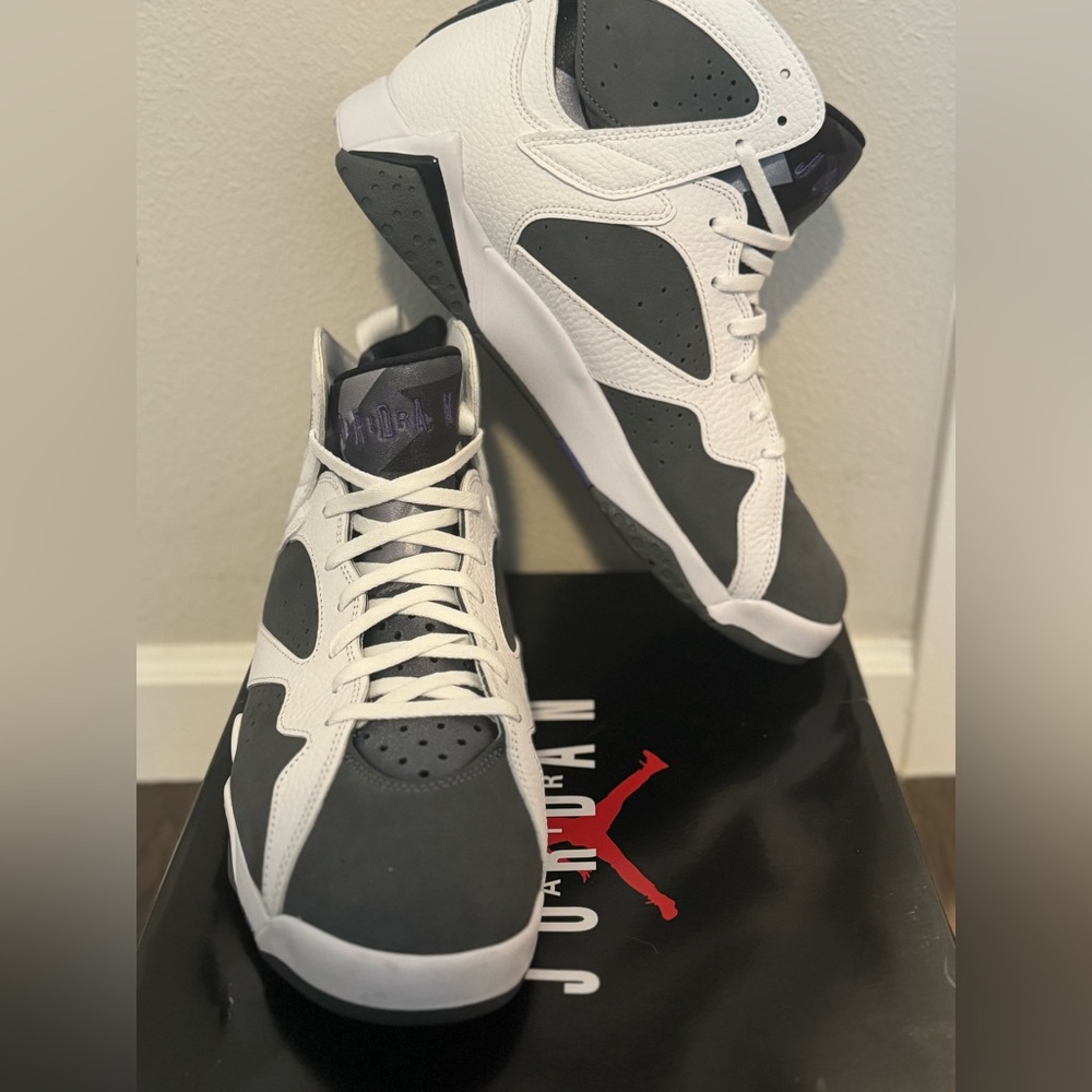 **SOLD**New in box MENS Jordan retro 7 size 11.